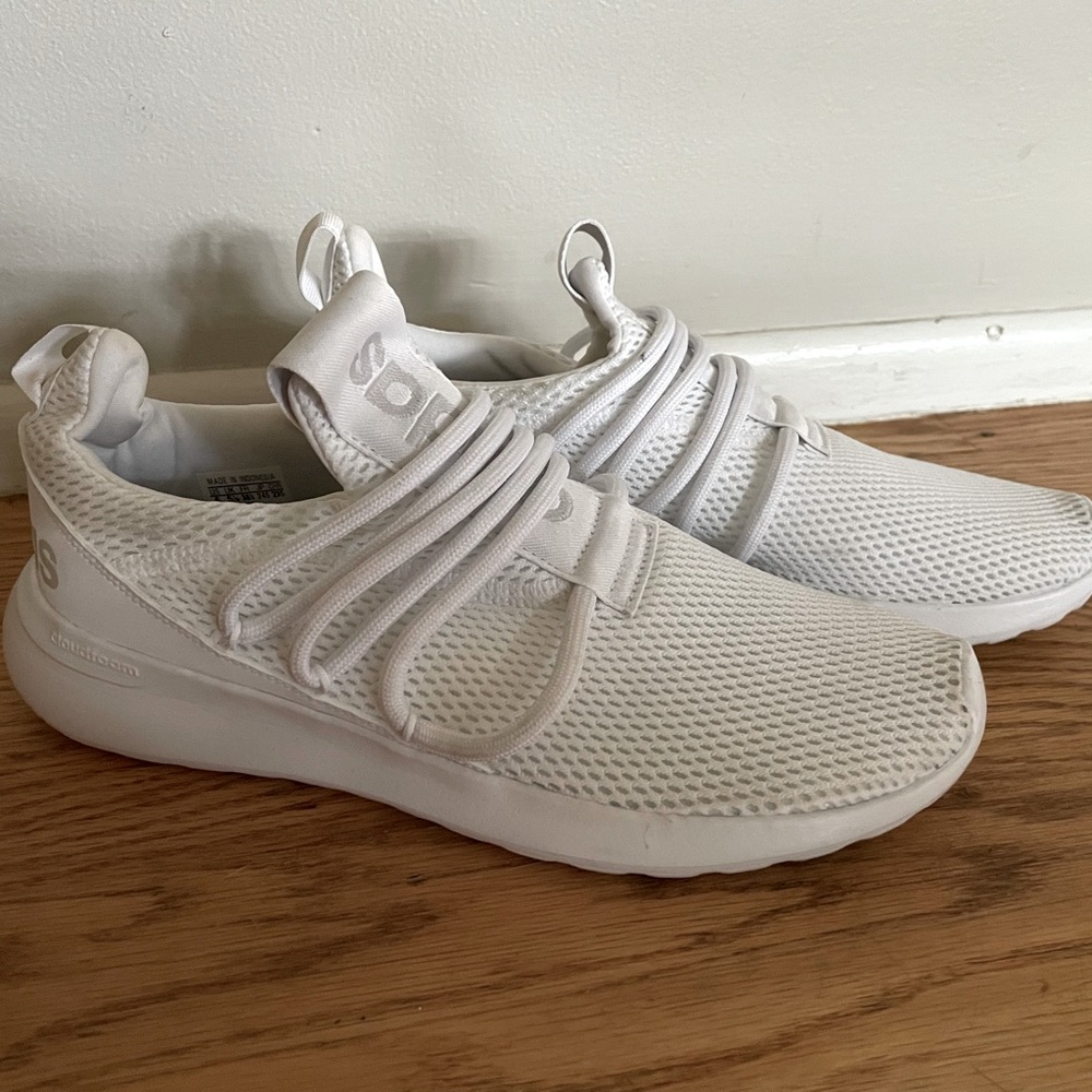 Adidas Cloudfoam Kids 6/Women’s 8 Excellent Condition